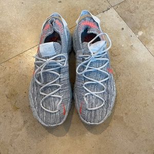 Nike Space Hippie 04 Space Waste sneakers